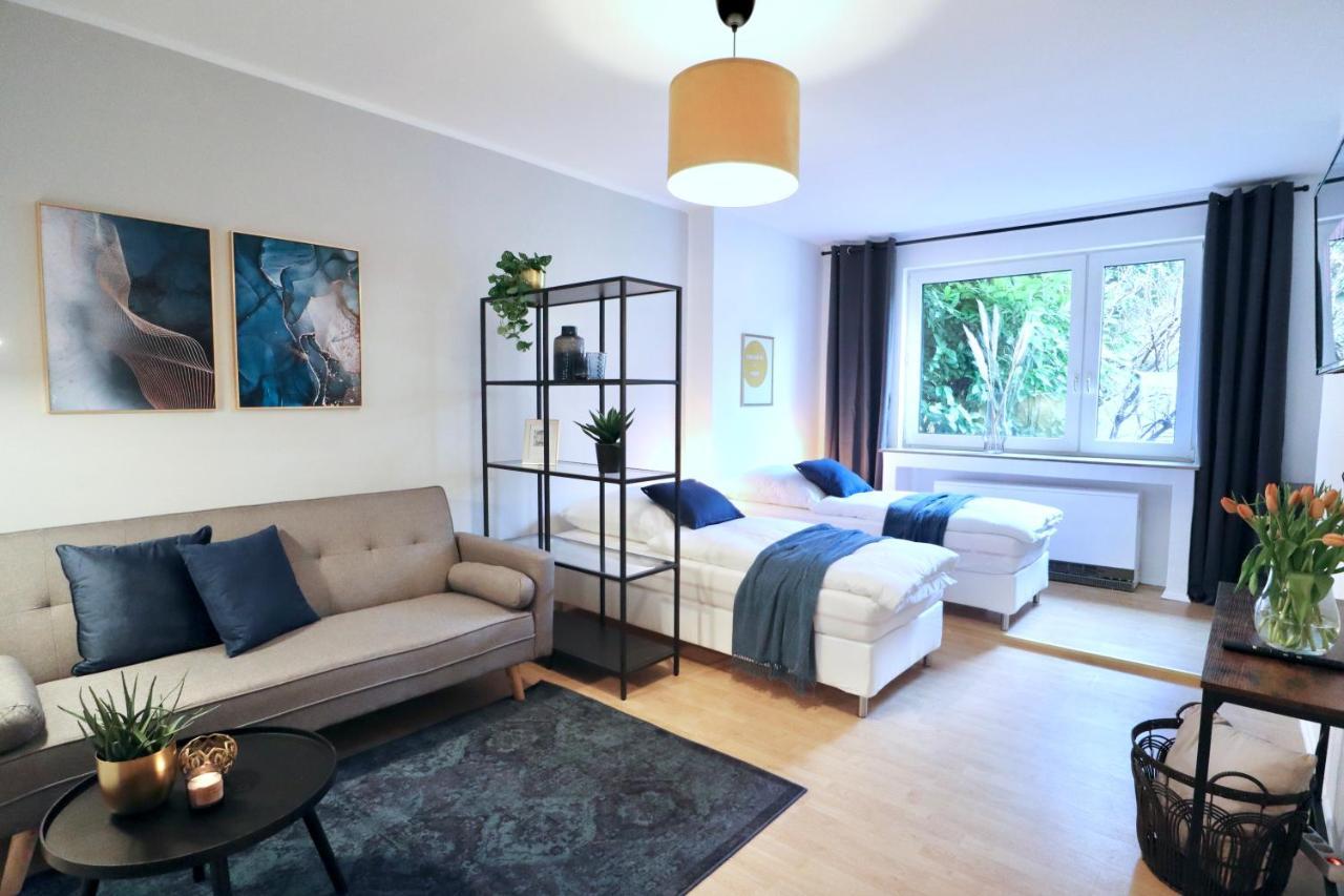 Sapphire Apartment: Free Parking + Netflix + Bathtub Essen Buitenkant foto
