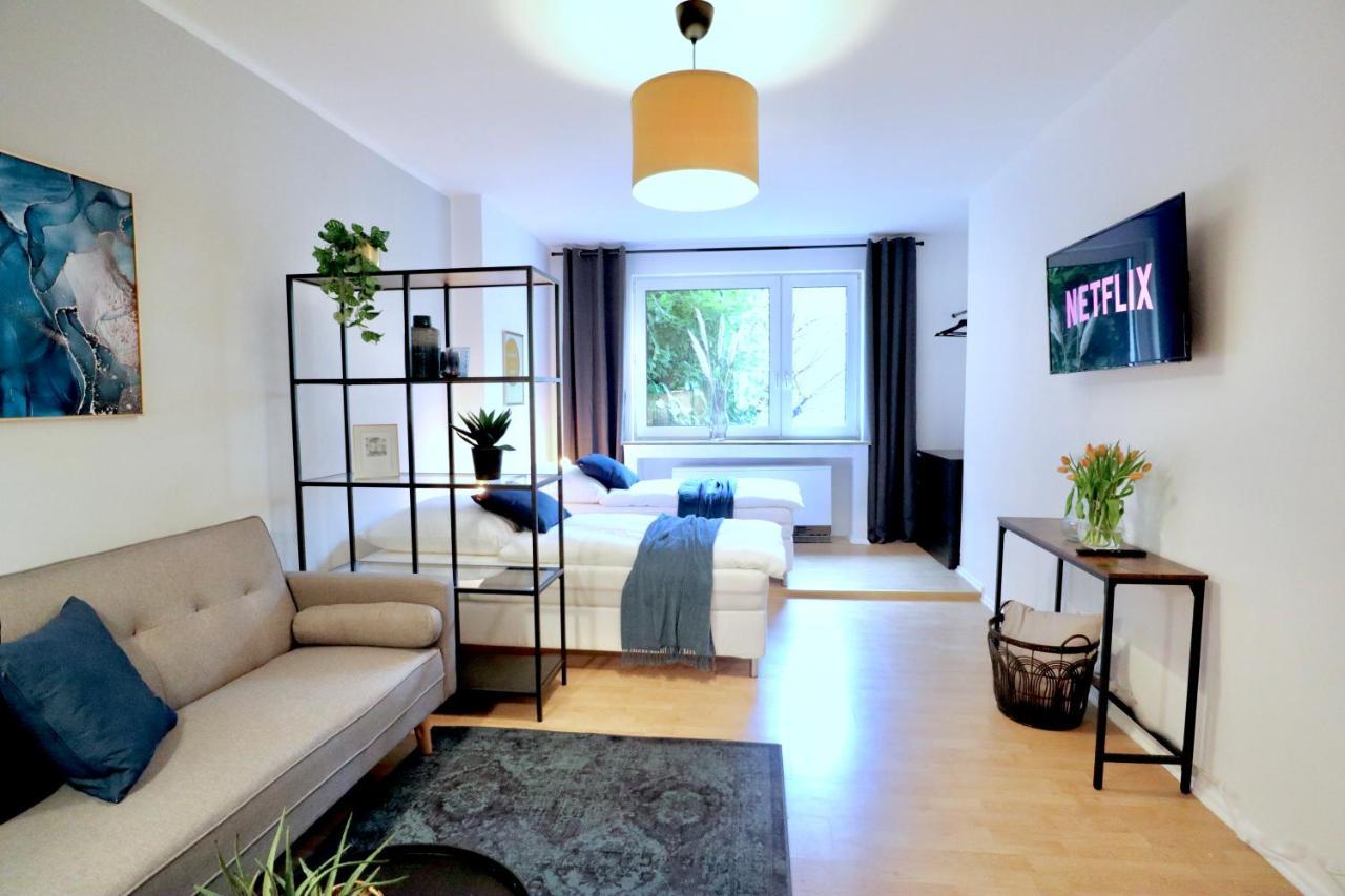Sapphire Apartment: Free Parking + Netflix + Bathtub Essen Buitenkant foto