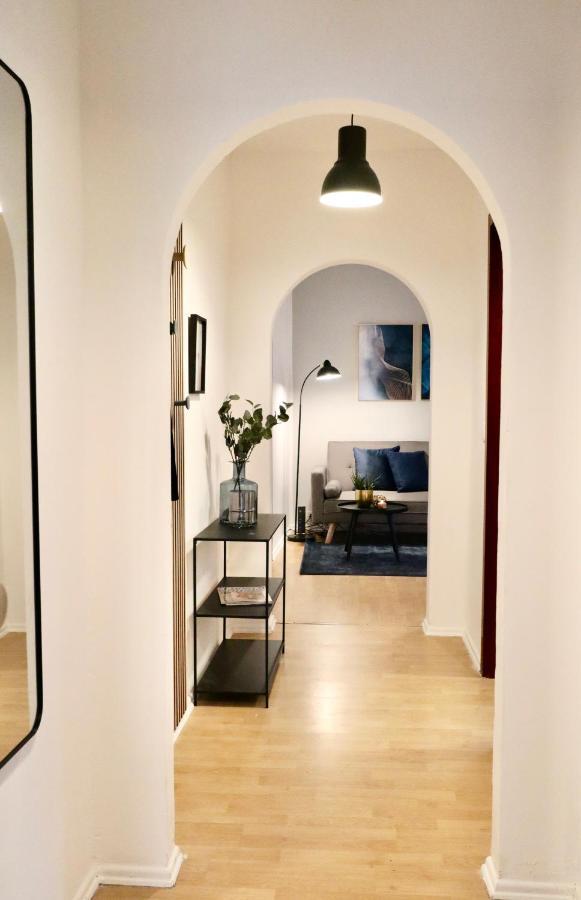 Sapphire Apartment: Free Parking + Netflix + Bathtub Essen Buitenkant foto