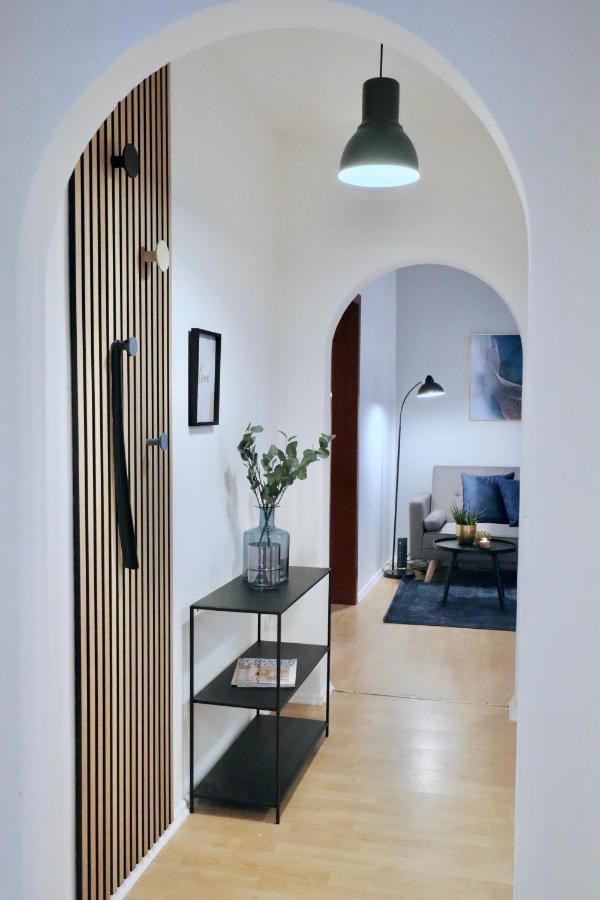 Sapphire Apartment: Free Parking + Netflix + Bathtub Essen Buitenkant foto