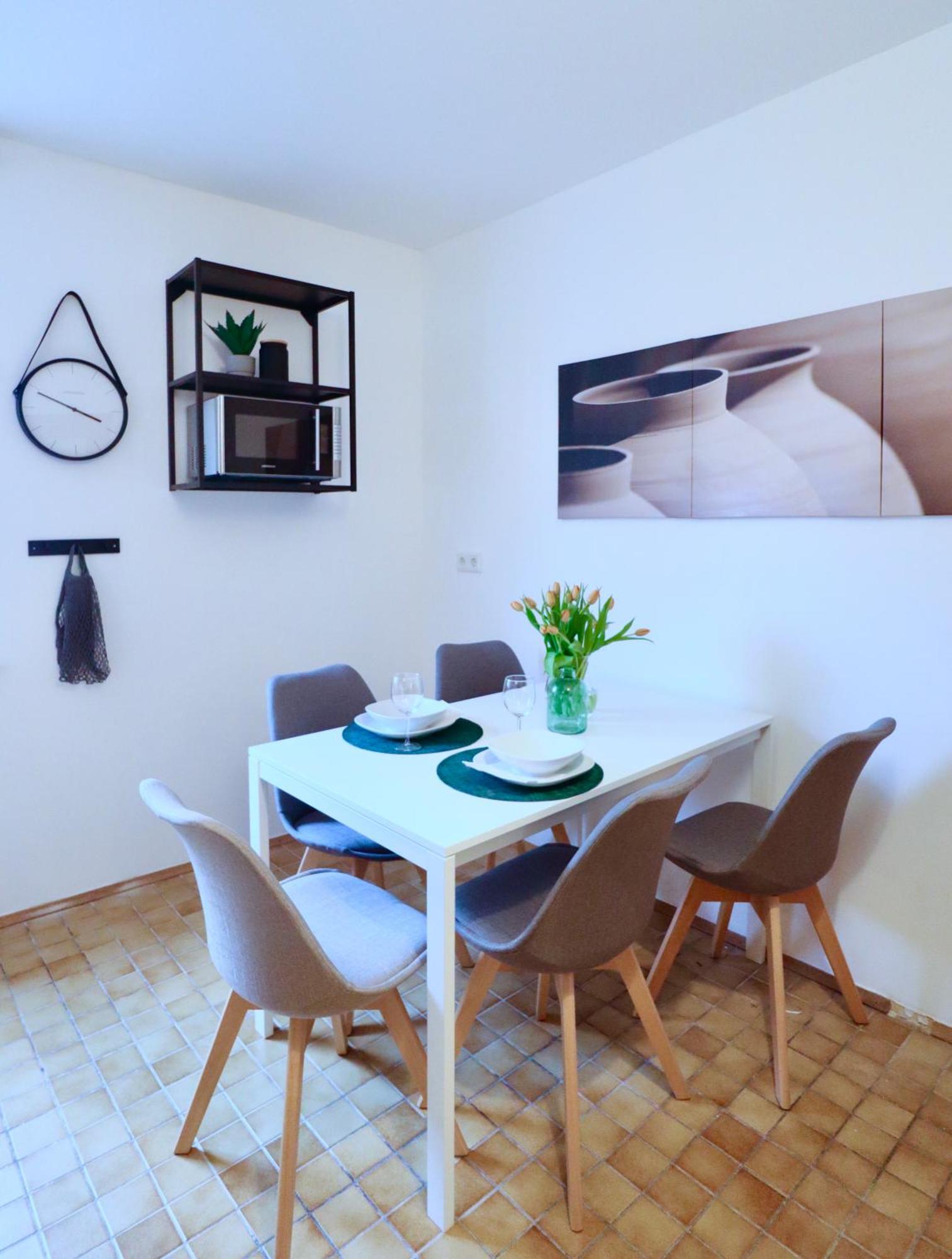 Sapphire Apartment: Free Parking + Netflix + Bathtub Essen Buitenkant foto